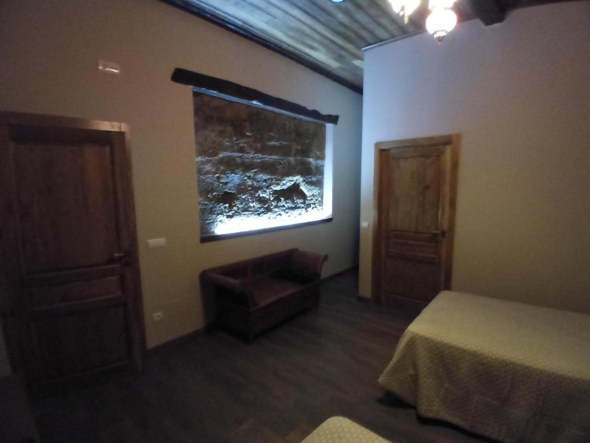 Hostal La Medina De Camponaraya Exteriér fotografie