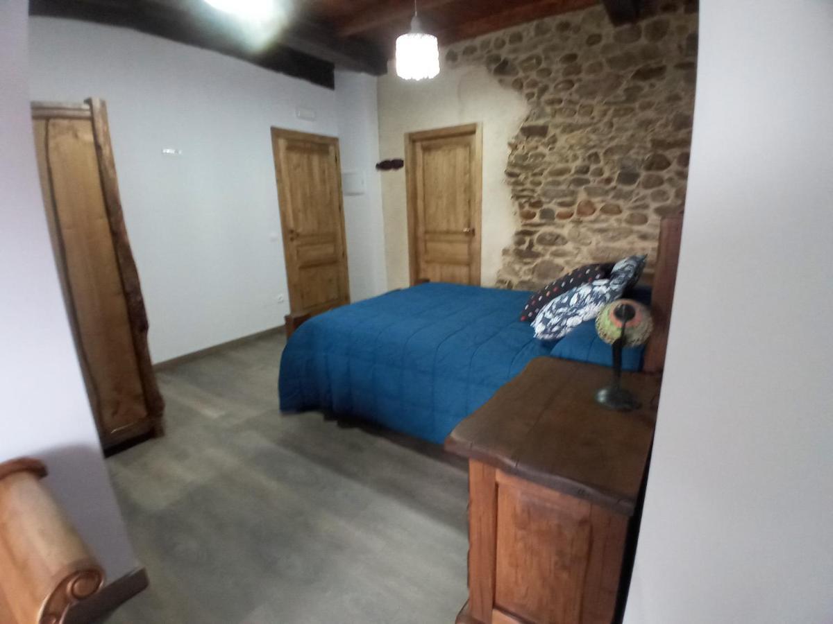 Hostal La Medina De Camponaraya Exteriér fotografie