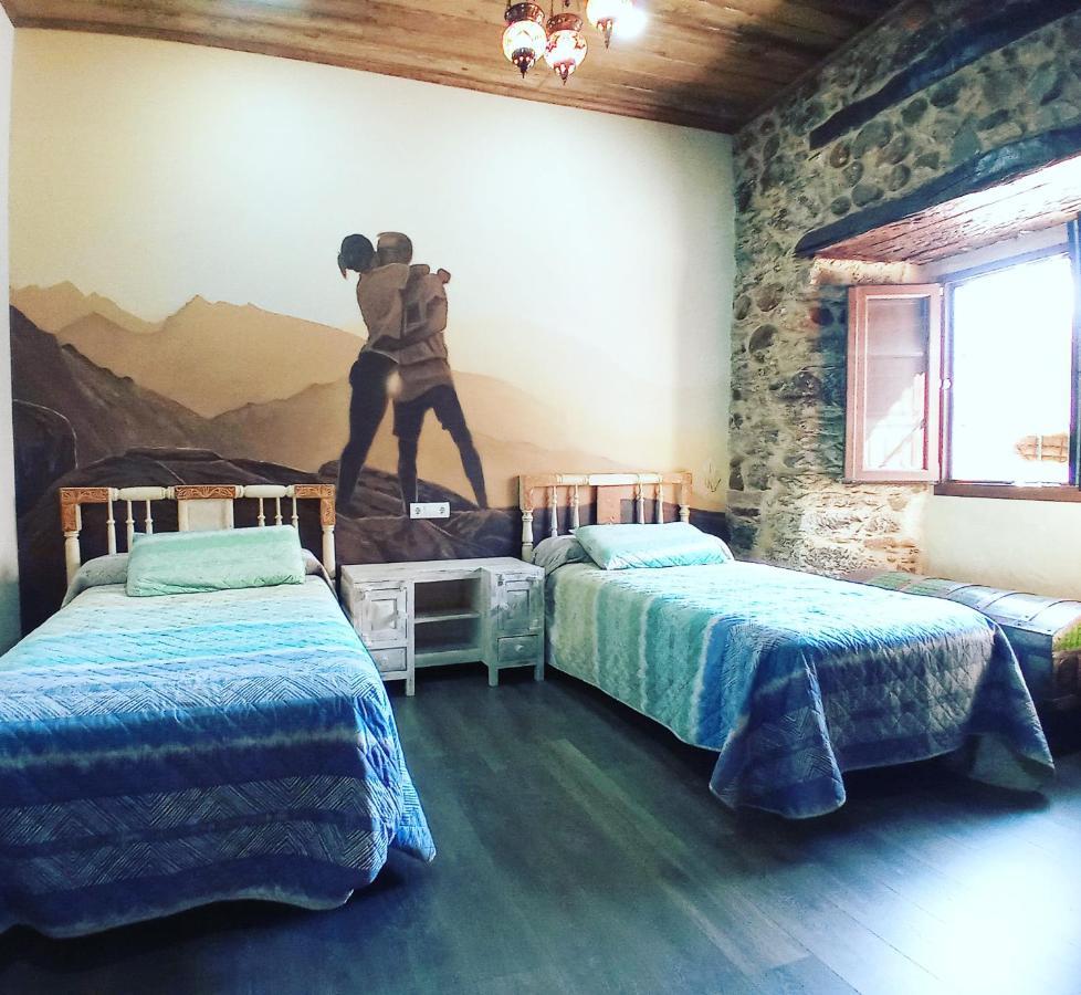 Hostal La Medina De Camponaraya Exteriér fotografie