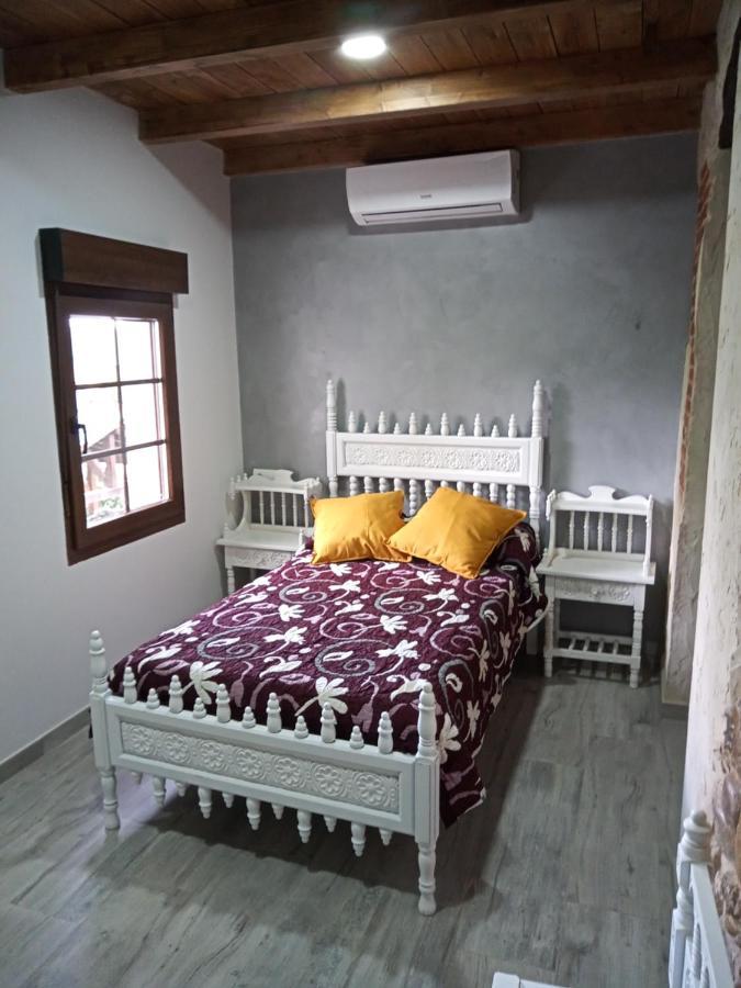 Hostal La Medina De Camponaraya Exteriér fotografie