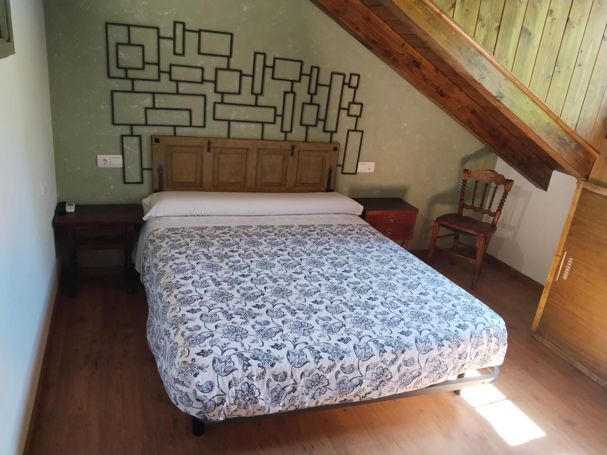 Hostal La Medina De Camponaraya Exteriér fotografie